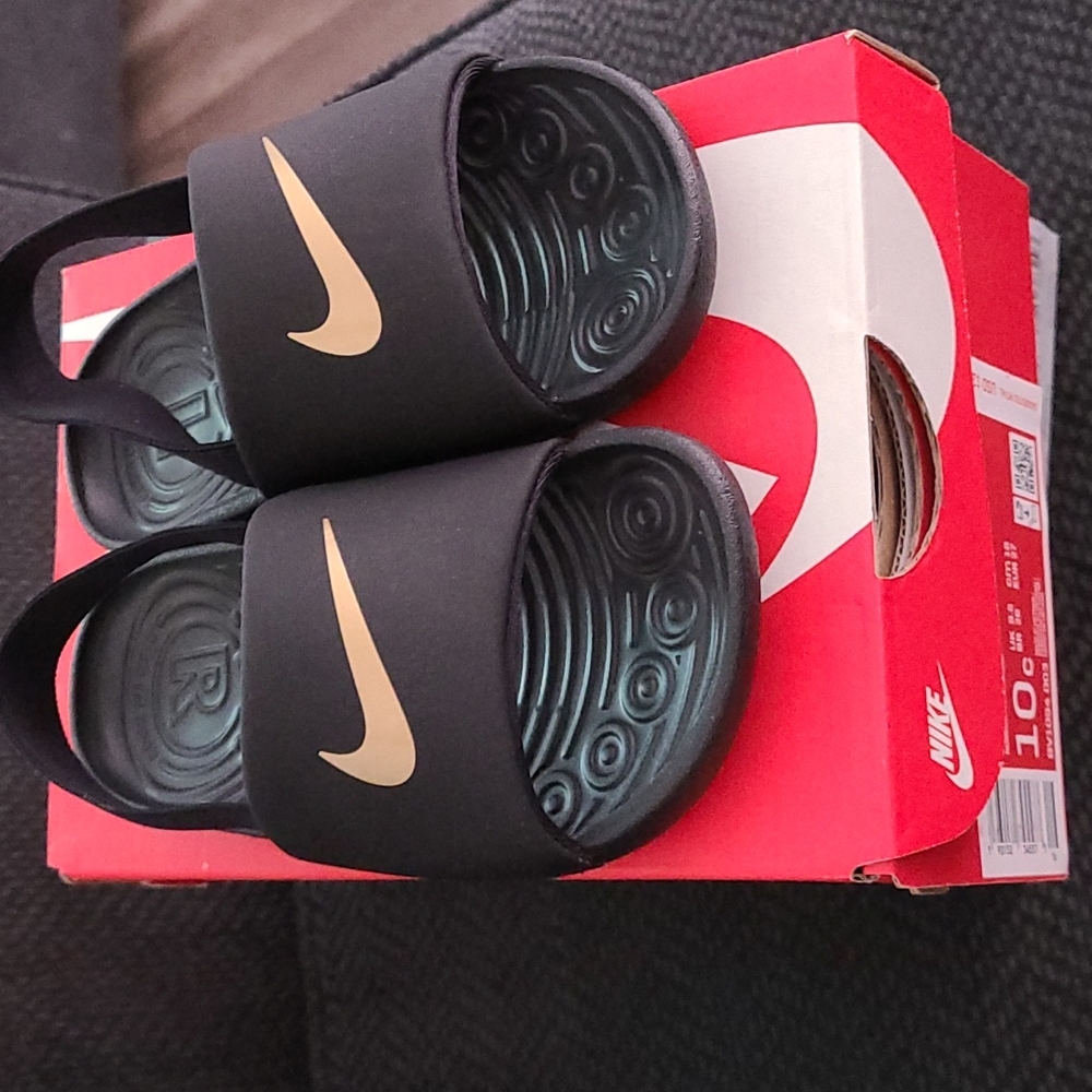 Nike toddler Kawa Slides
